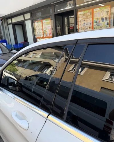 Mercedes C200 Kapı Direkleri Piano Black Maun Kaplama Parlak Siyah