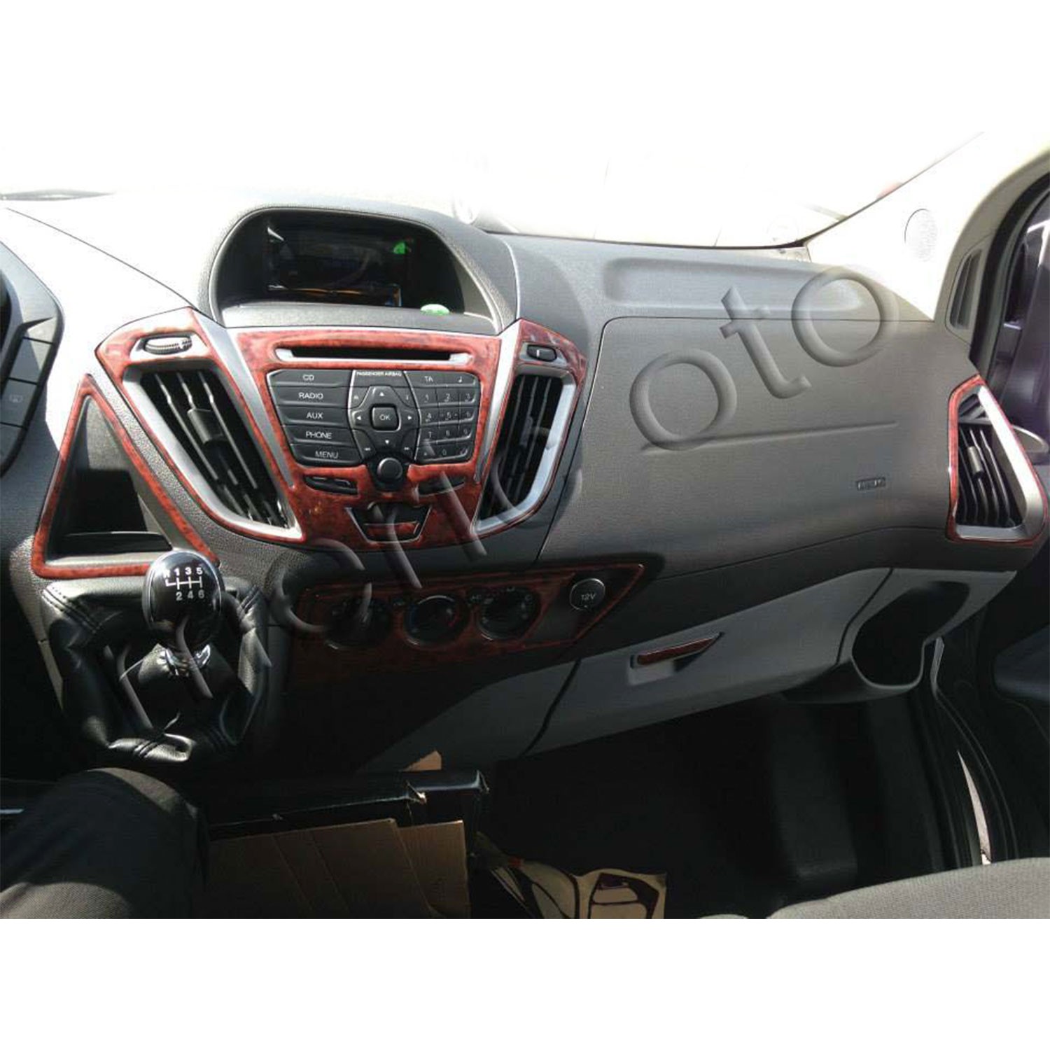 Ford Custom Tourneo Torpido Kaplama 21 2014
