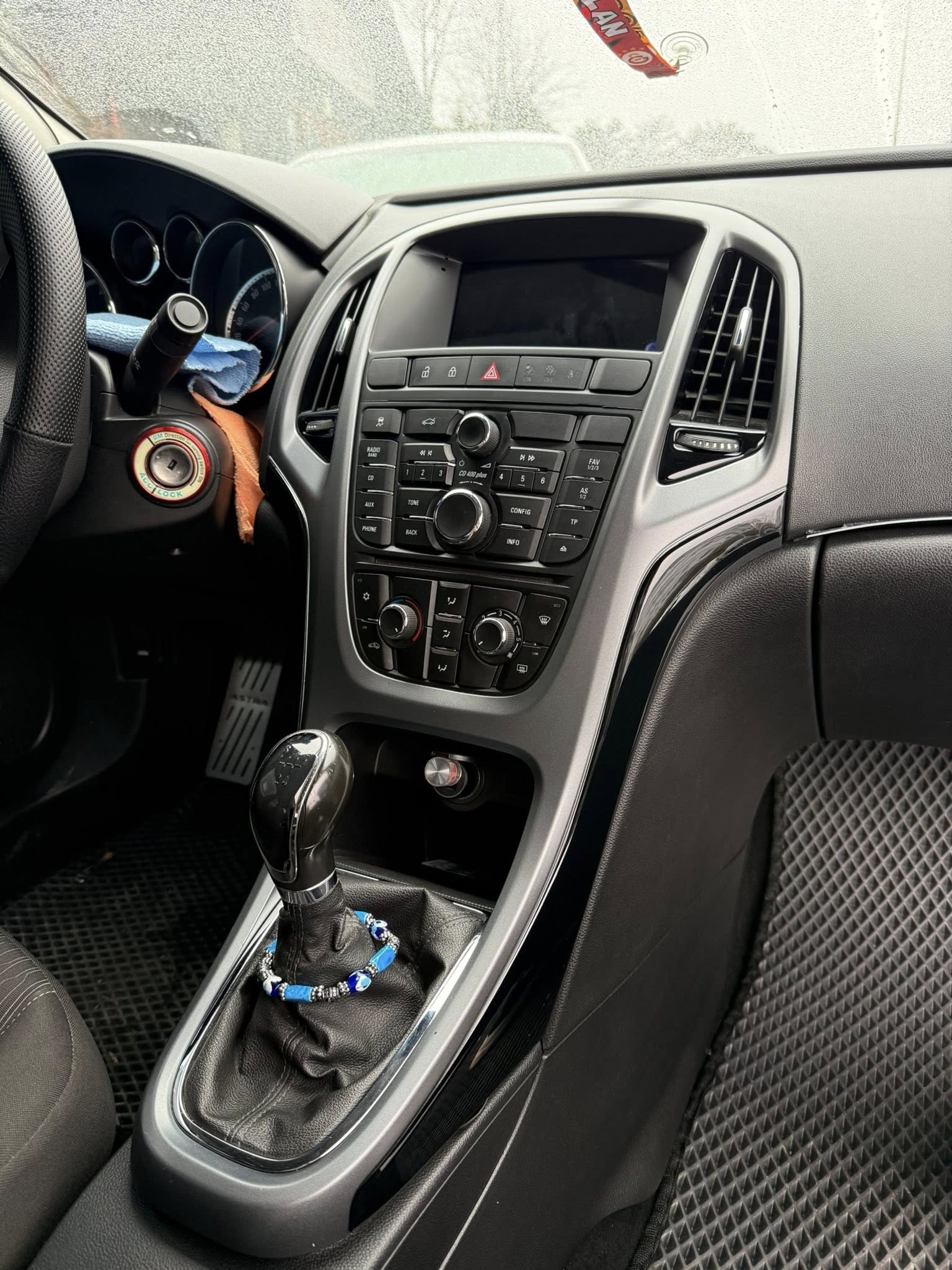 Opel Astra J