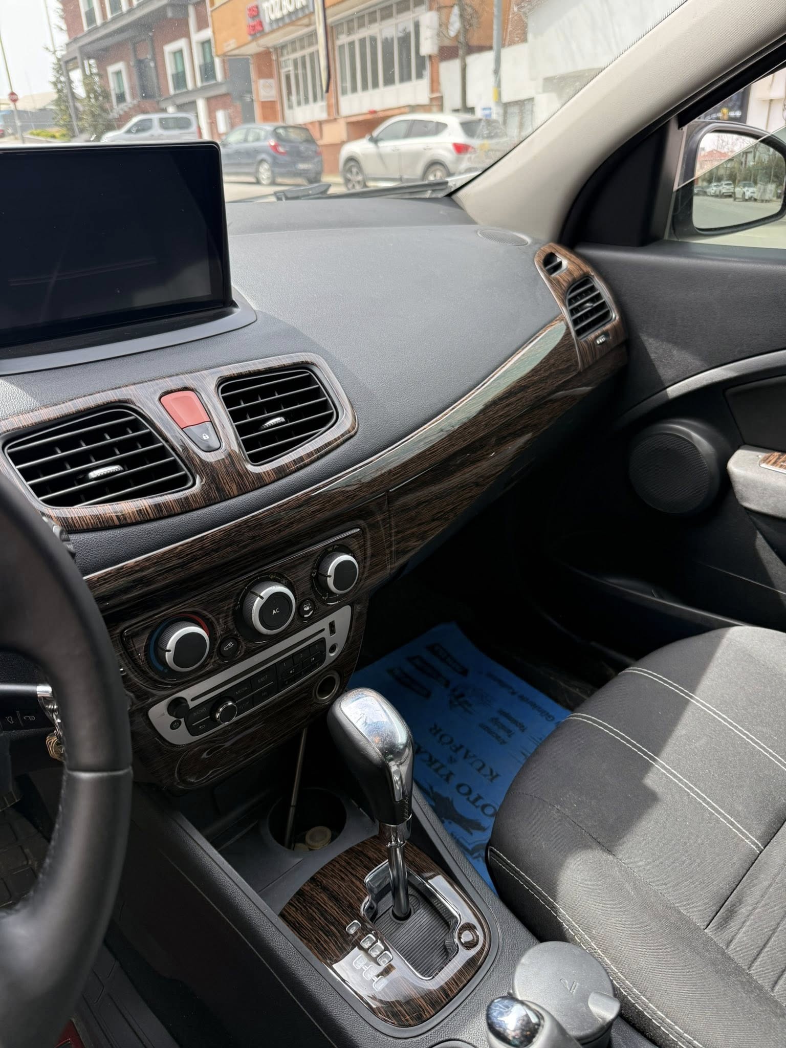 Renault Fluance full set Maun kaplama
