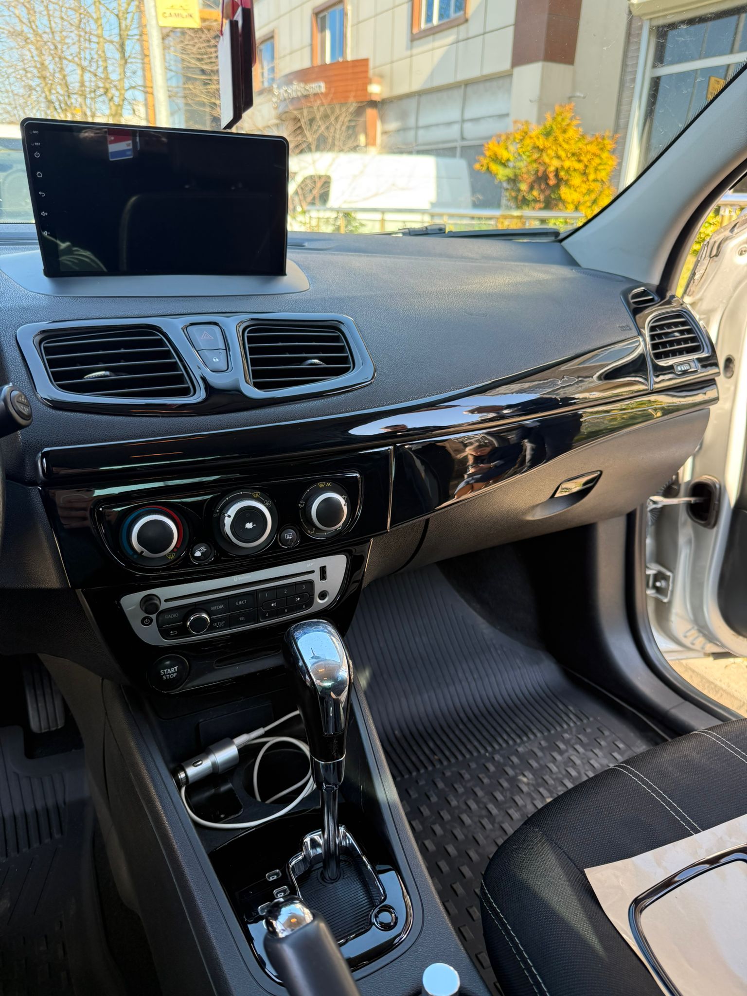 Renault Fluance full set Maun kaplama