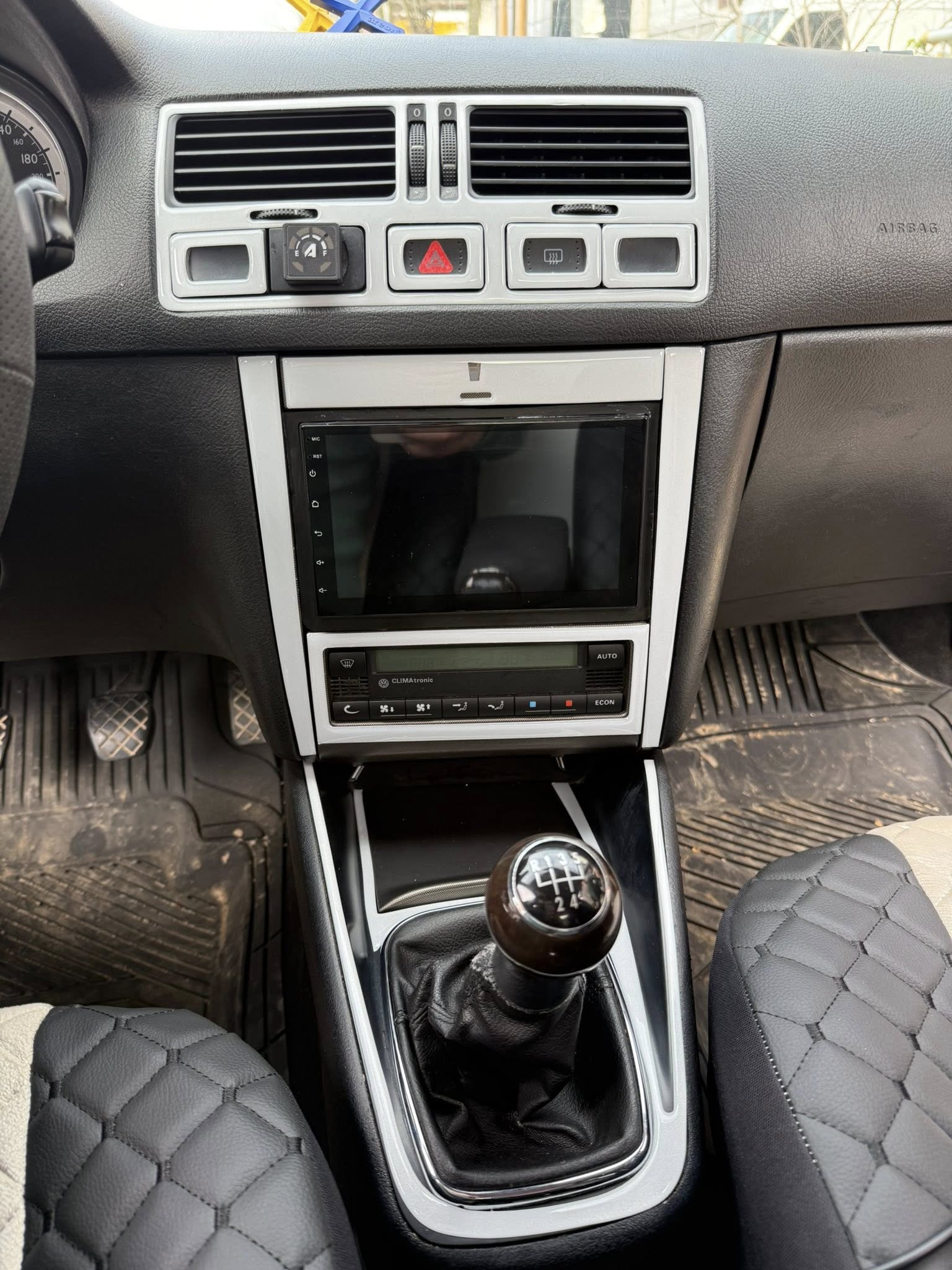 Volkswagen Bora maun kaplama