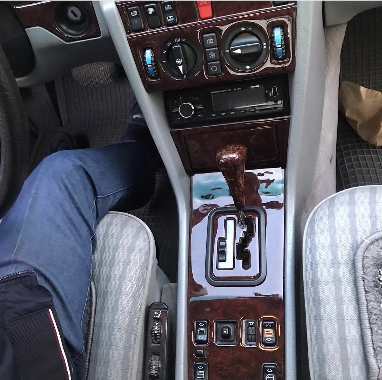 Mercedes w124 E200 1985 1996 Maun Kaplama