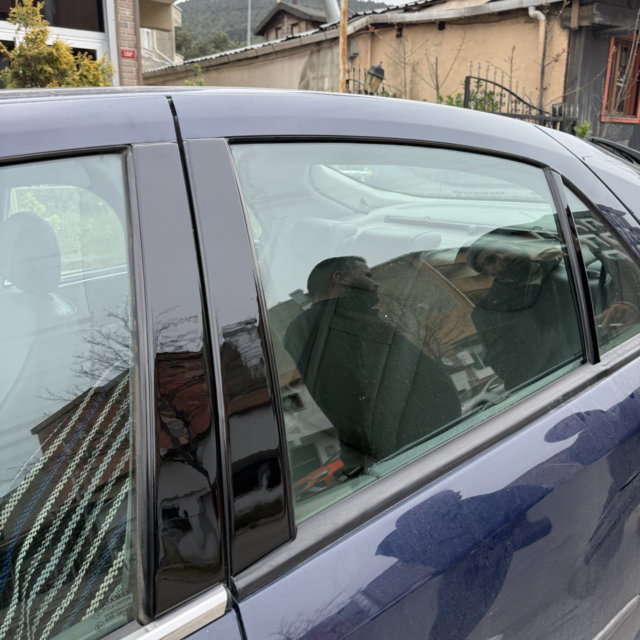 Renault Laguna 2 Piano Black Kapı Direkleri