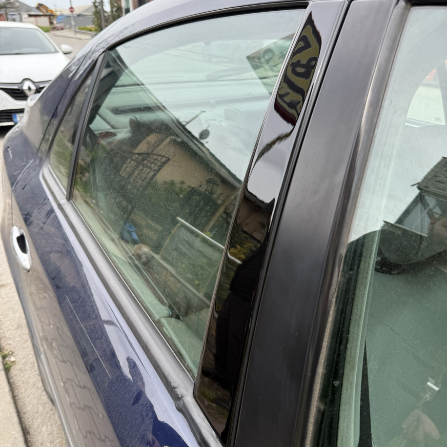 Renault Laguna 2 Piano Black Kapı Direkleri