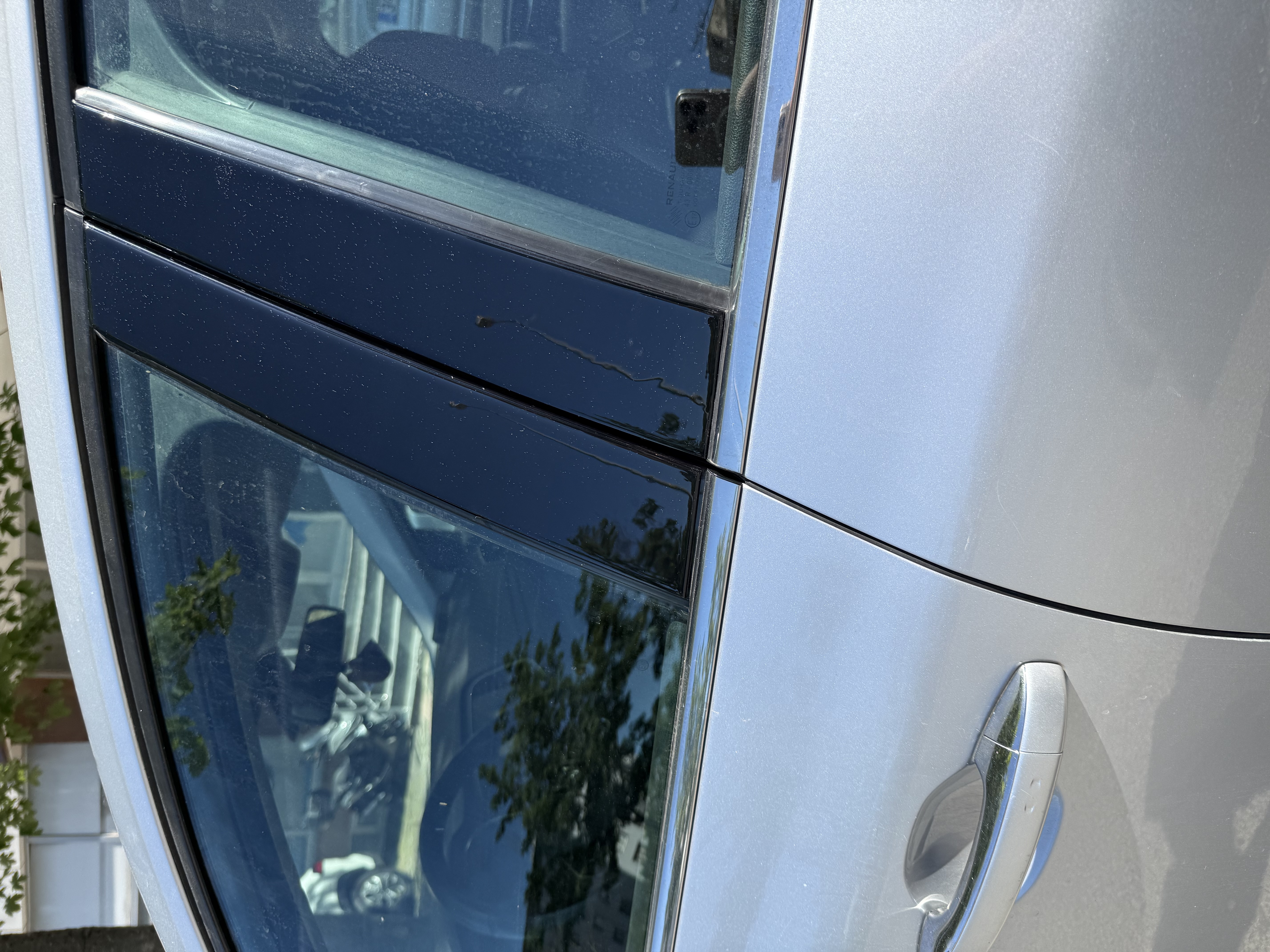 Renault Megane 4 Kapı Direği PianoBlack Kaplama  Parlak Siyah Özel Dizayn