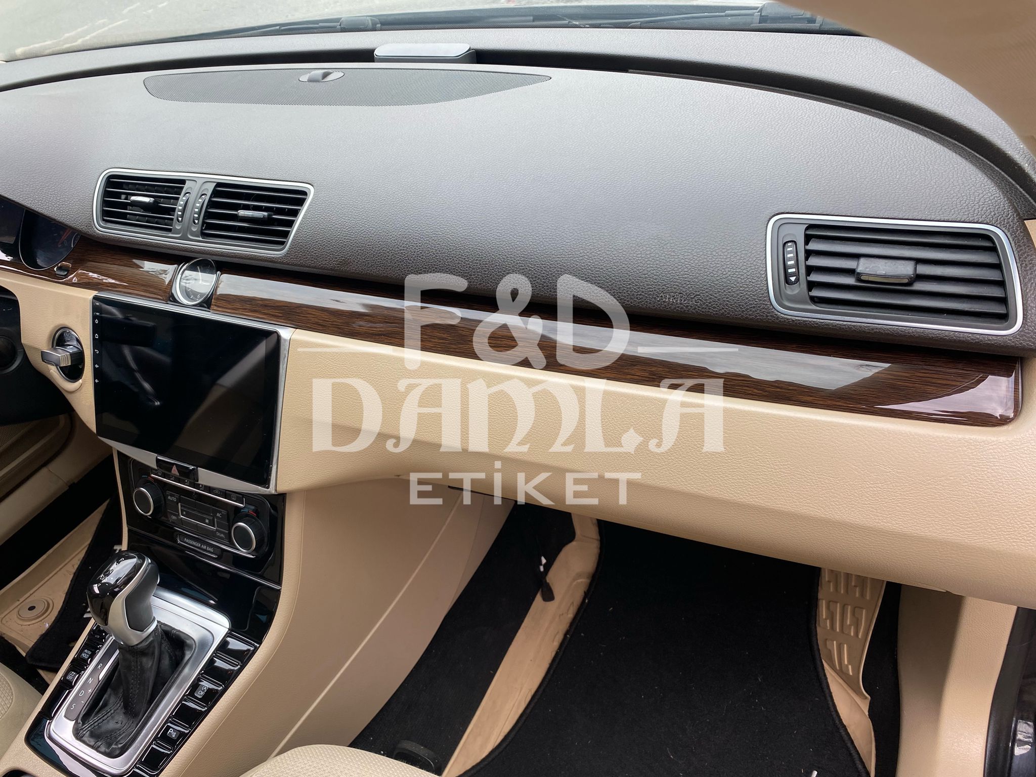Volkswagen Passat B7 Piano Black Koyu Meşe Maun Kaplama