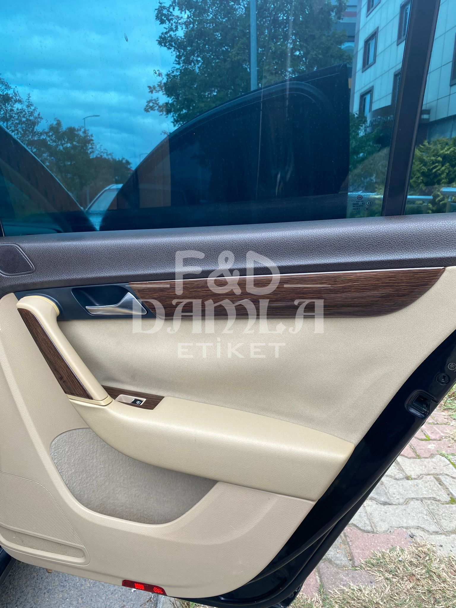Volkswagen Passat B7 Piano Black Koyu Meşe Maun Kaplama