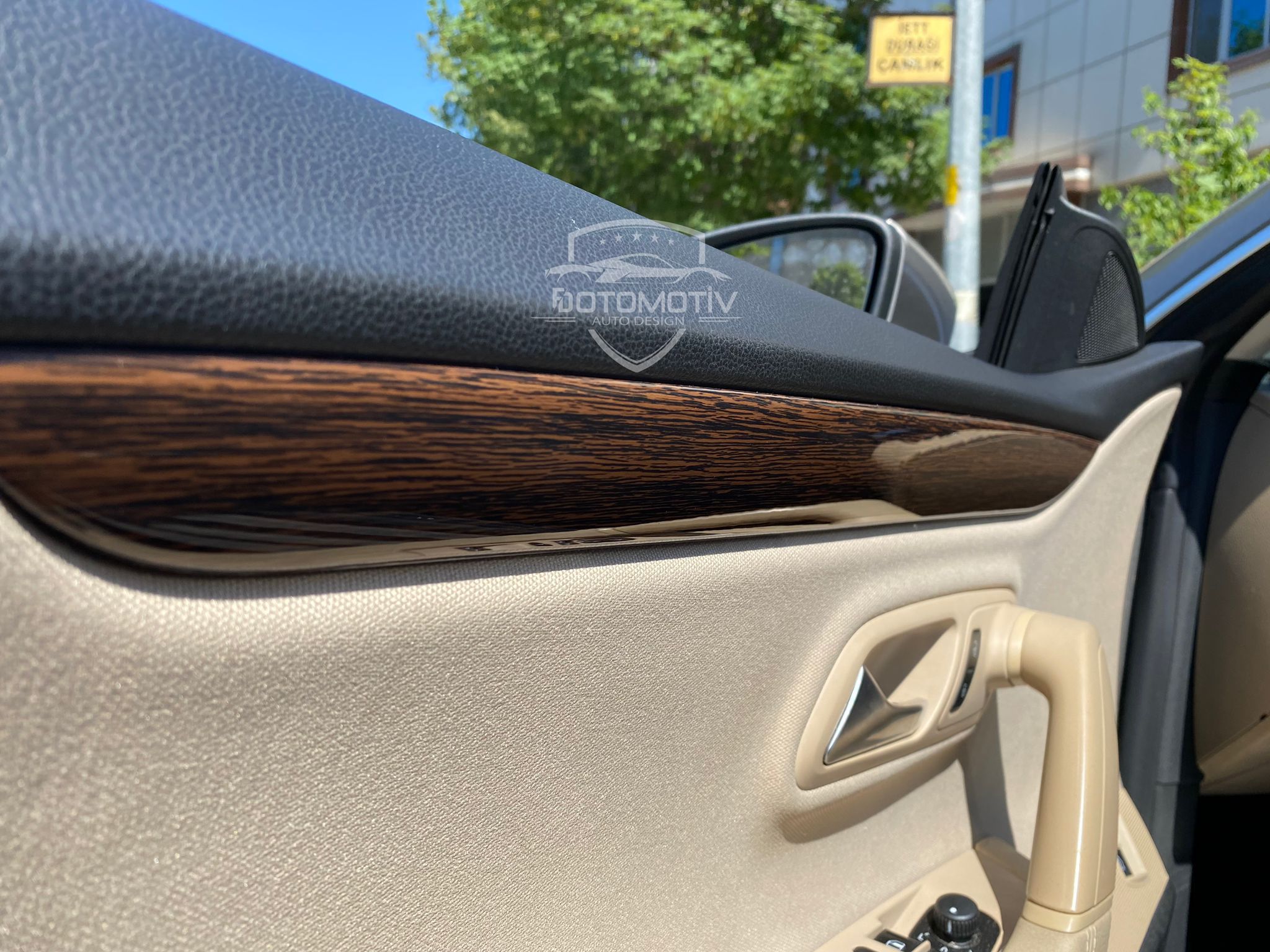 Volkswagen Passat CC Piano Black Koyu Meşe Maun Kaplama