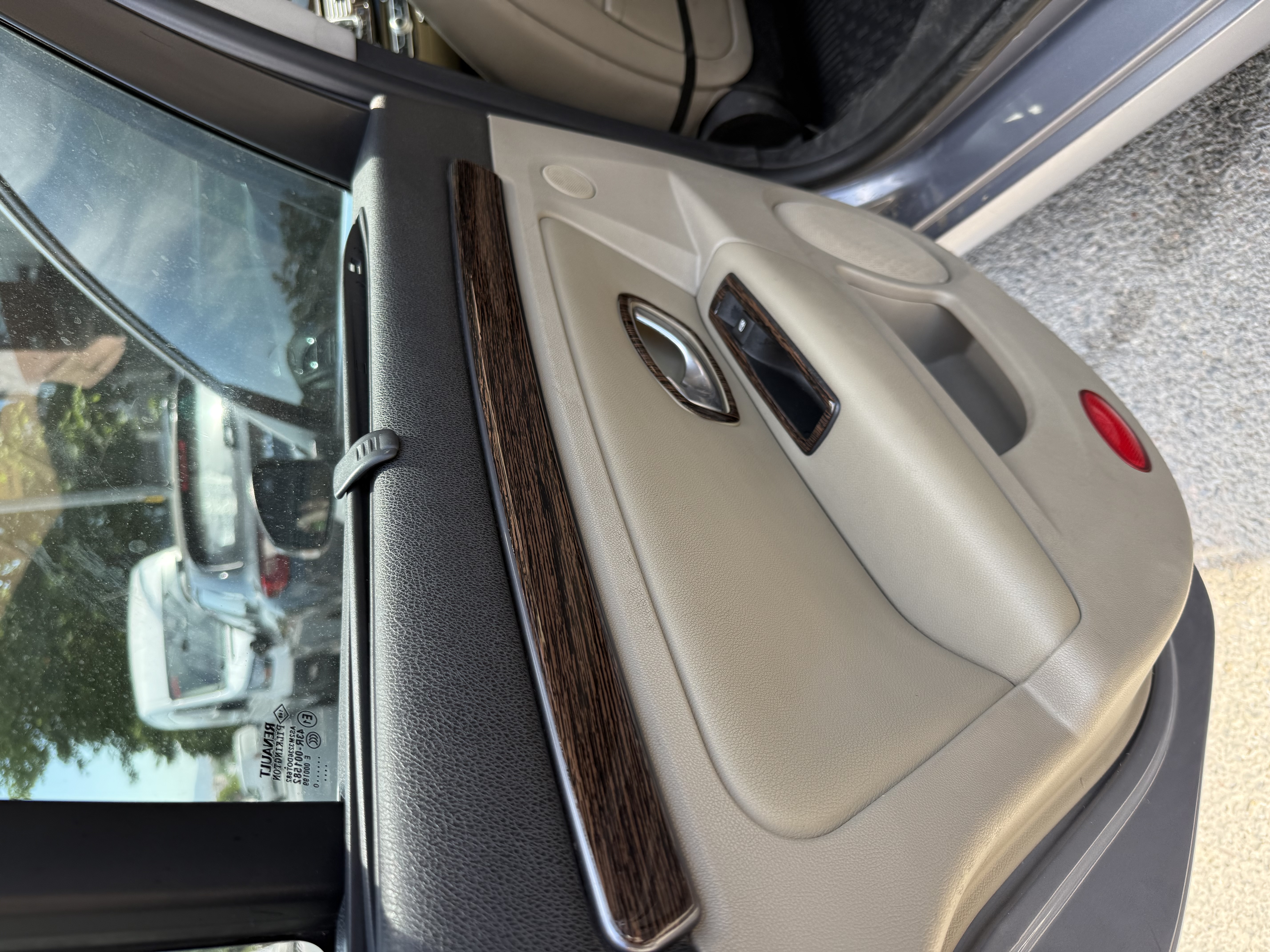 Renault Laguna 3 Full Set Koyu Meşe Maun Kaplama
