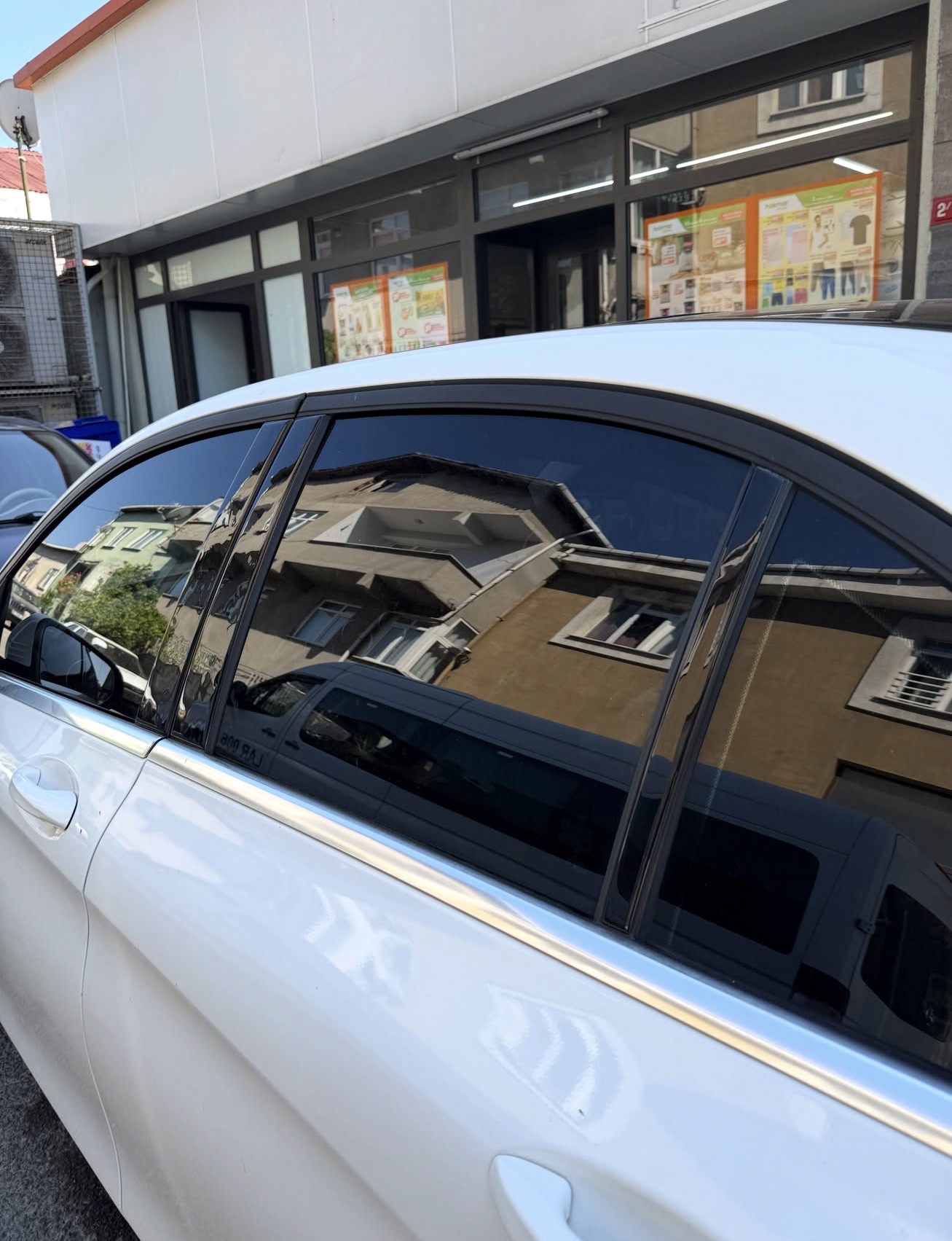 Mercedes C200 Kapı Direkleri Piano Black Maun Kaplama Parlak Siyah