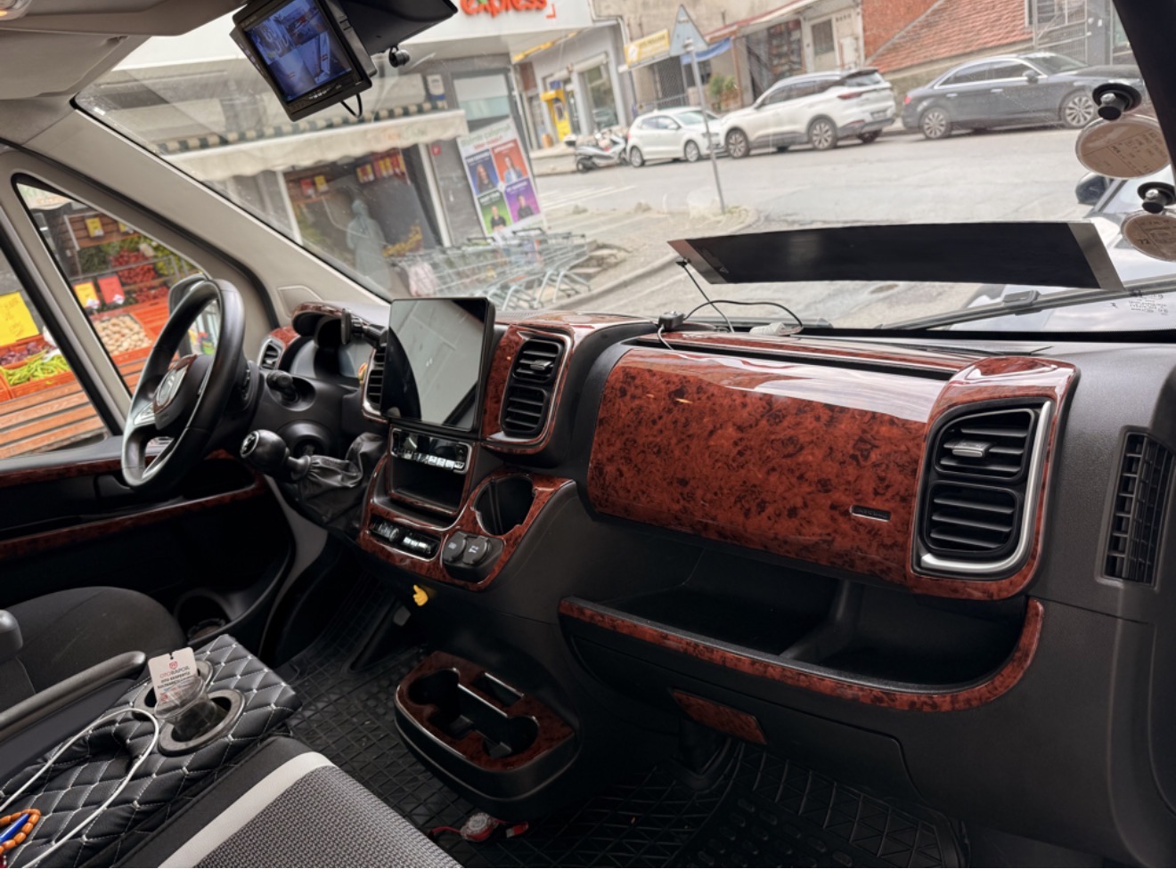 Fiat Ducato Citroen Jumper Peugeot Boxer Opel Movana 2020 Sonrası Full Set Maun Renk Maun Kaplama