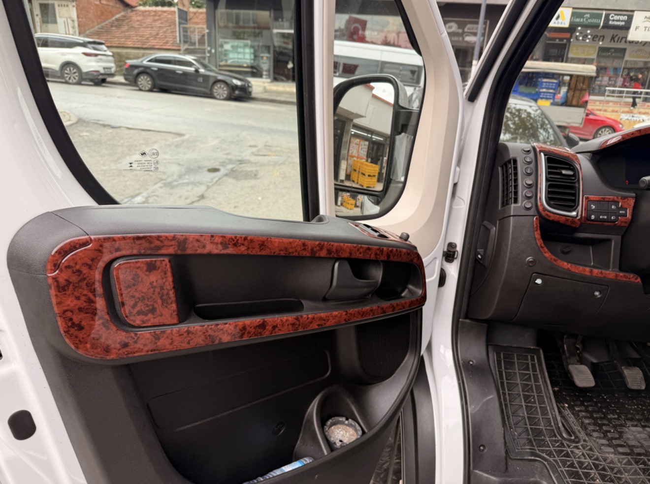 Fiat Ducato Citroen Jumper Peugeot Boxer Opel Movana 2020 Sonrası Full Set Maun Renk Maun Kaplama