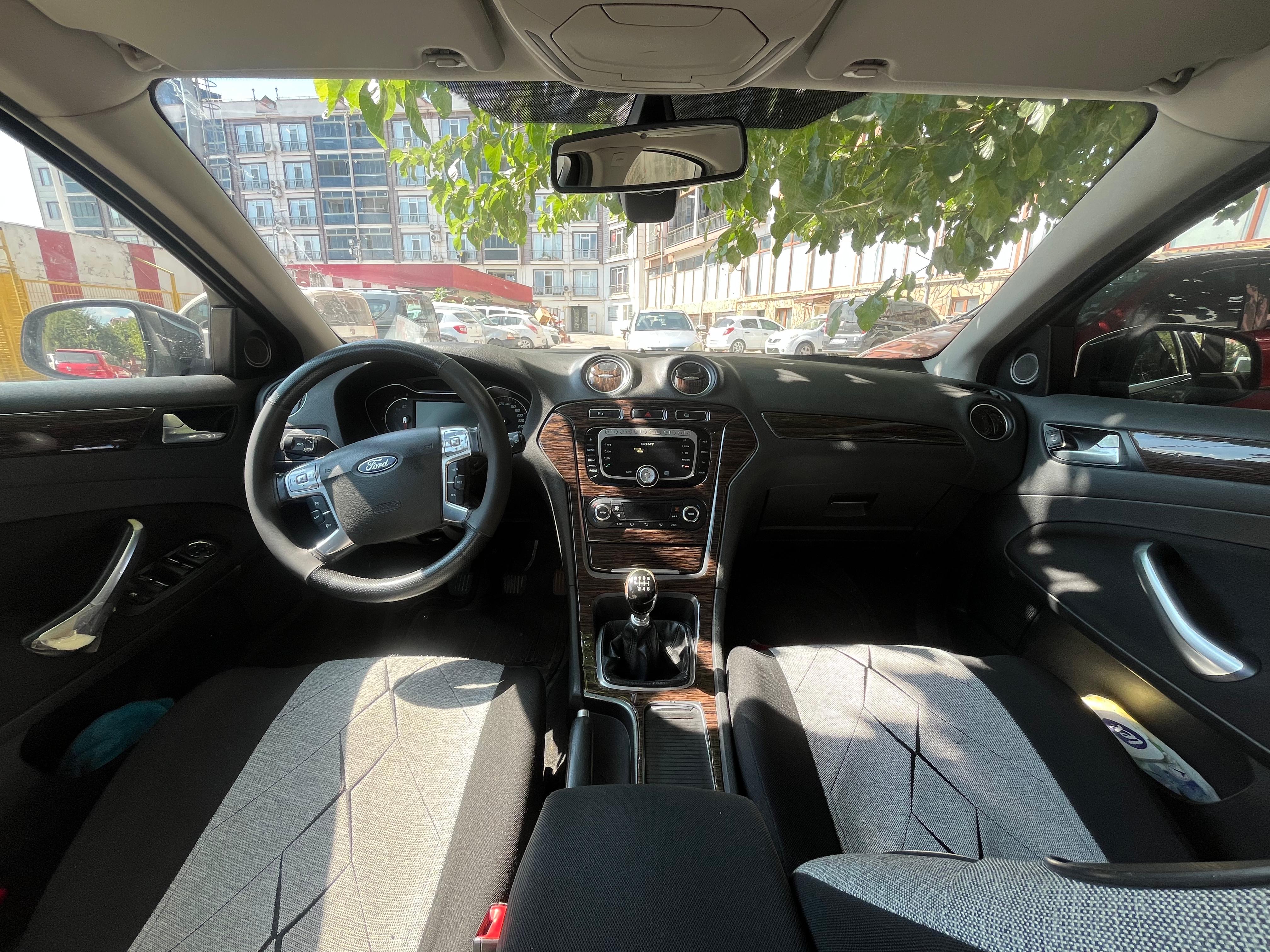 Ford Mondeo 2012 2016 Full Set Koyu Meşe Maun Kaplama