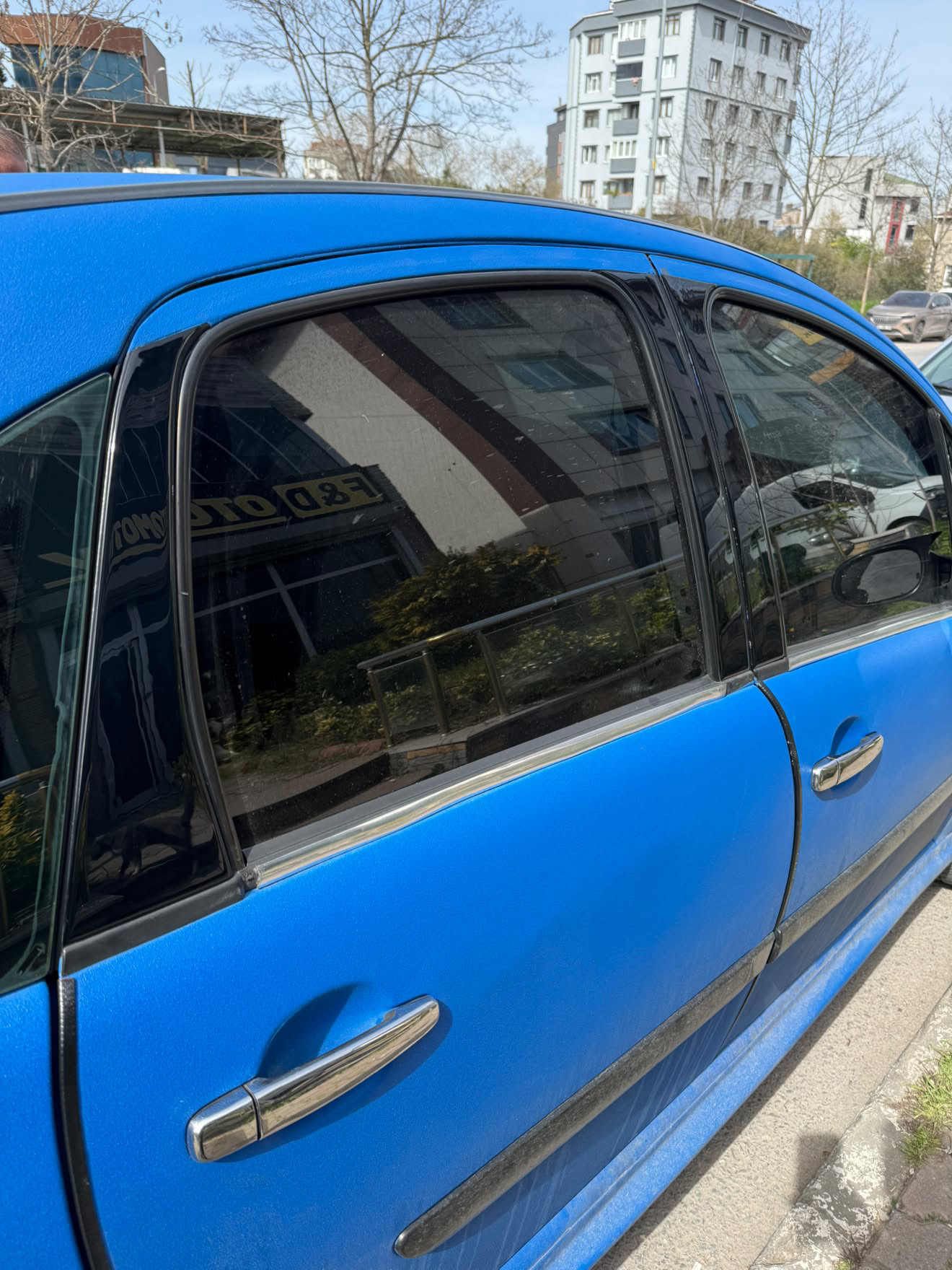 Citroen C3 Kapı Direkleri Piano Black Parlak Siyah Maun Kaplama